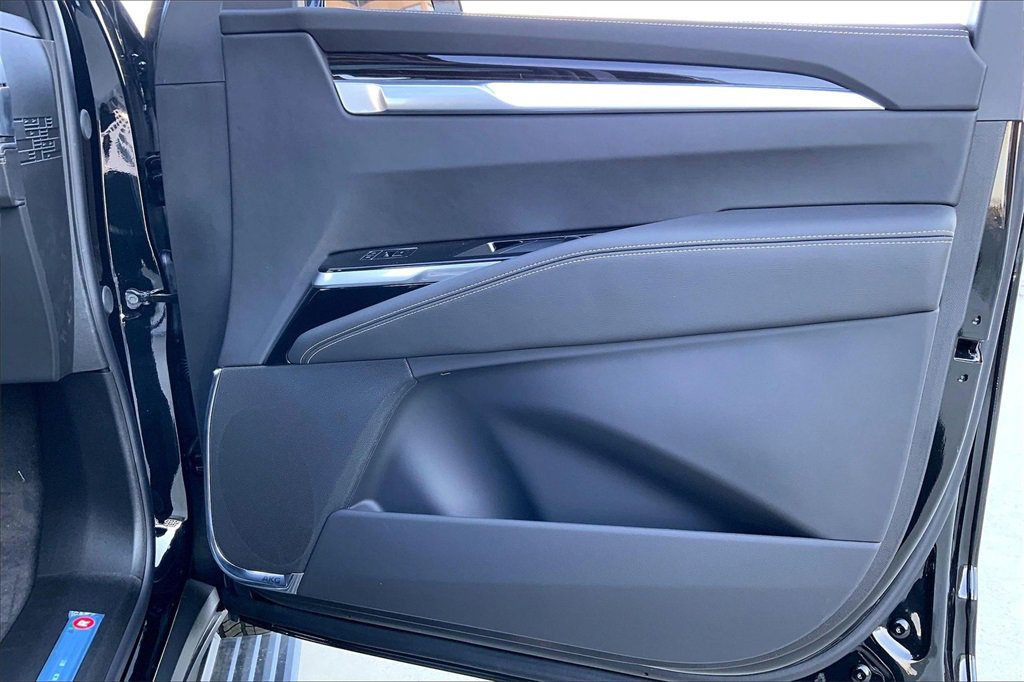 New 2026 Cadillac Escalade Luxury image 35