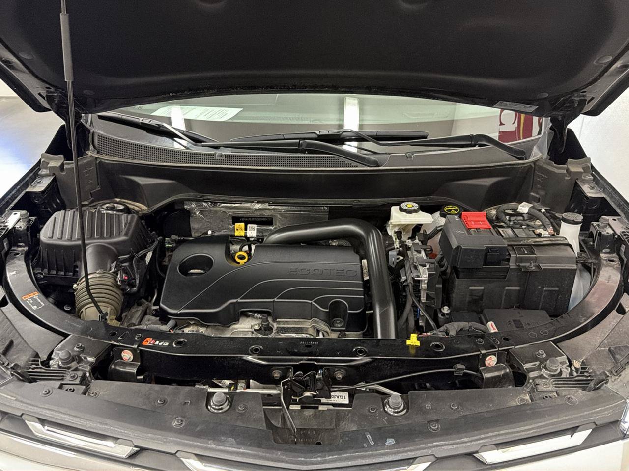 Used 2026 Chevrolet Equinox LT AWD/4WD image 29