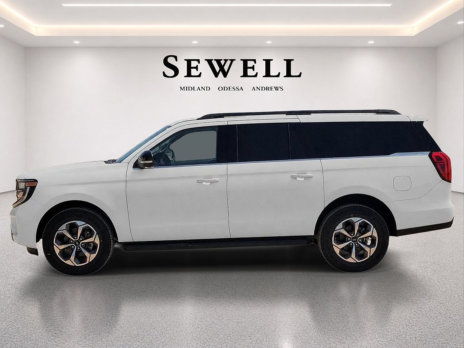 New 2027 Ford Expedition Max Active RWD image 2