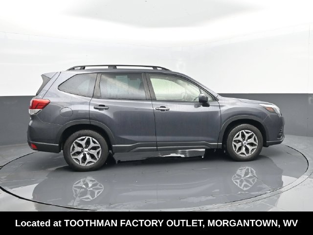 Used 2023 Subaru Forester Premium AWD/4WD image 4