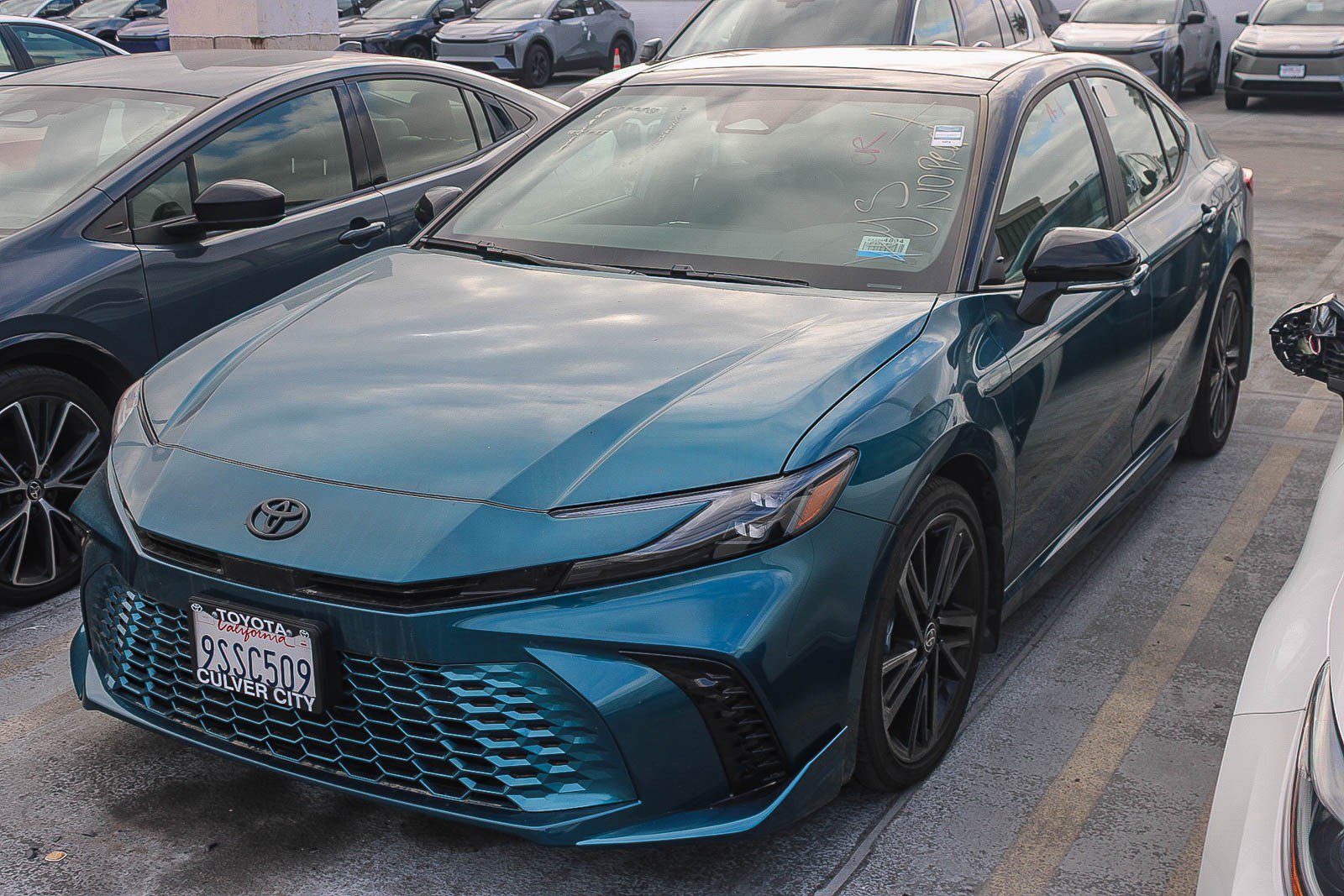 Used 2025 Toyota Camry XSE w/ Premium Package FWD image 5