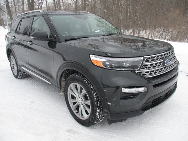 Certified 2022 Ford Explorer Limited w/ Equipment Group 301A image 3