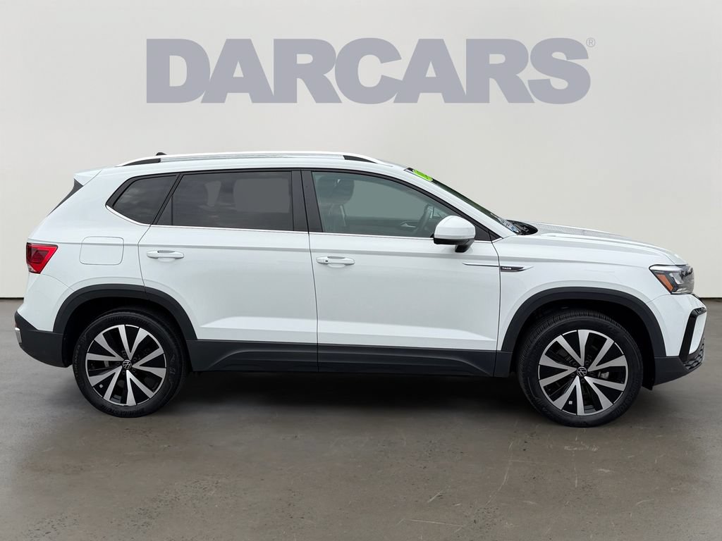 Used 2022 Volkswagen Taos SE AWD/4WD image 8