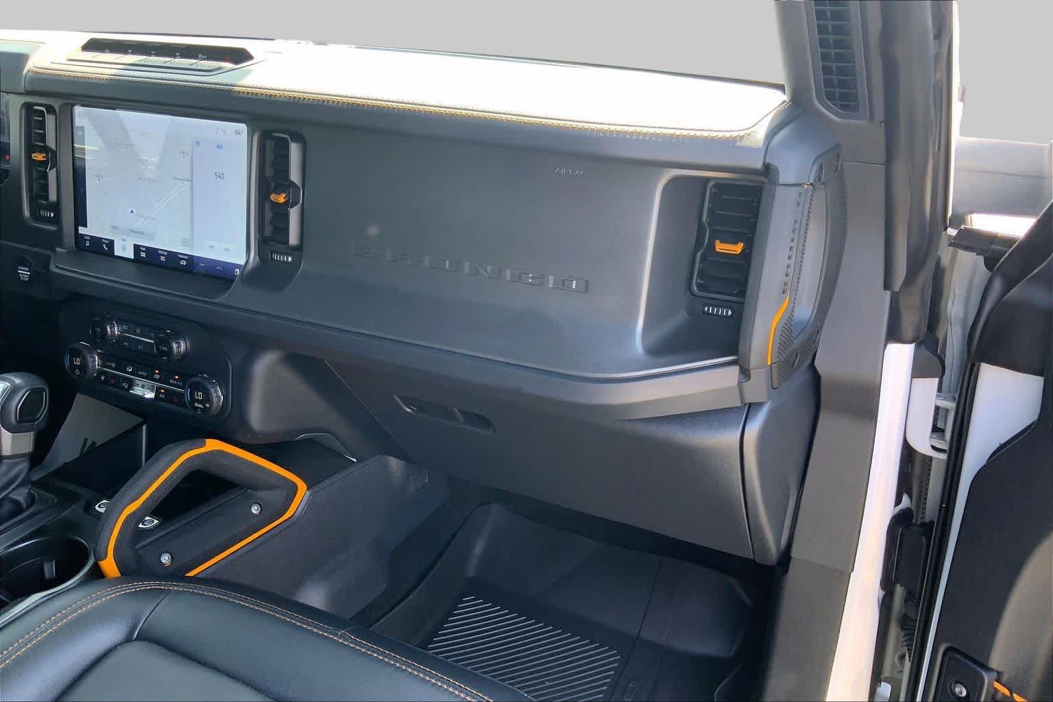 Certified 2024 Ford Bronco Badlands AWD/4WD image 19