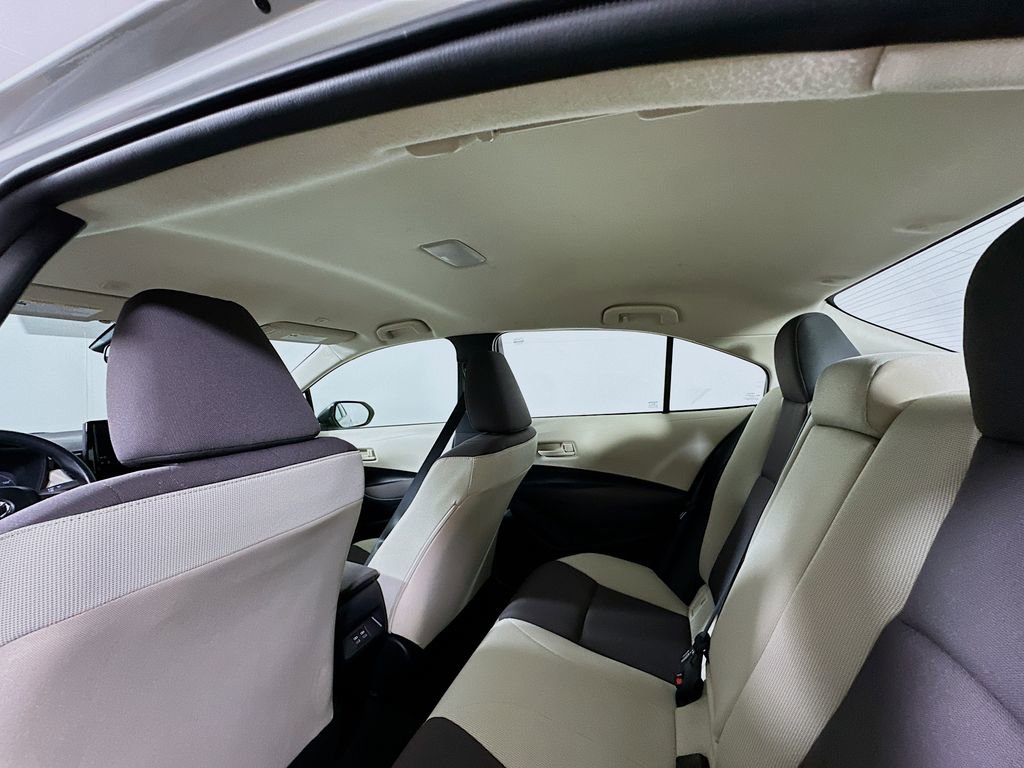 Used 2025 Toyota Corolla LE image 13