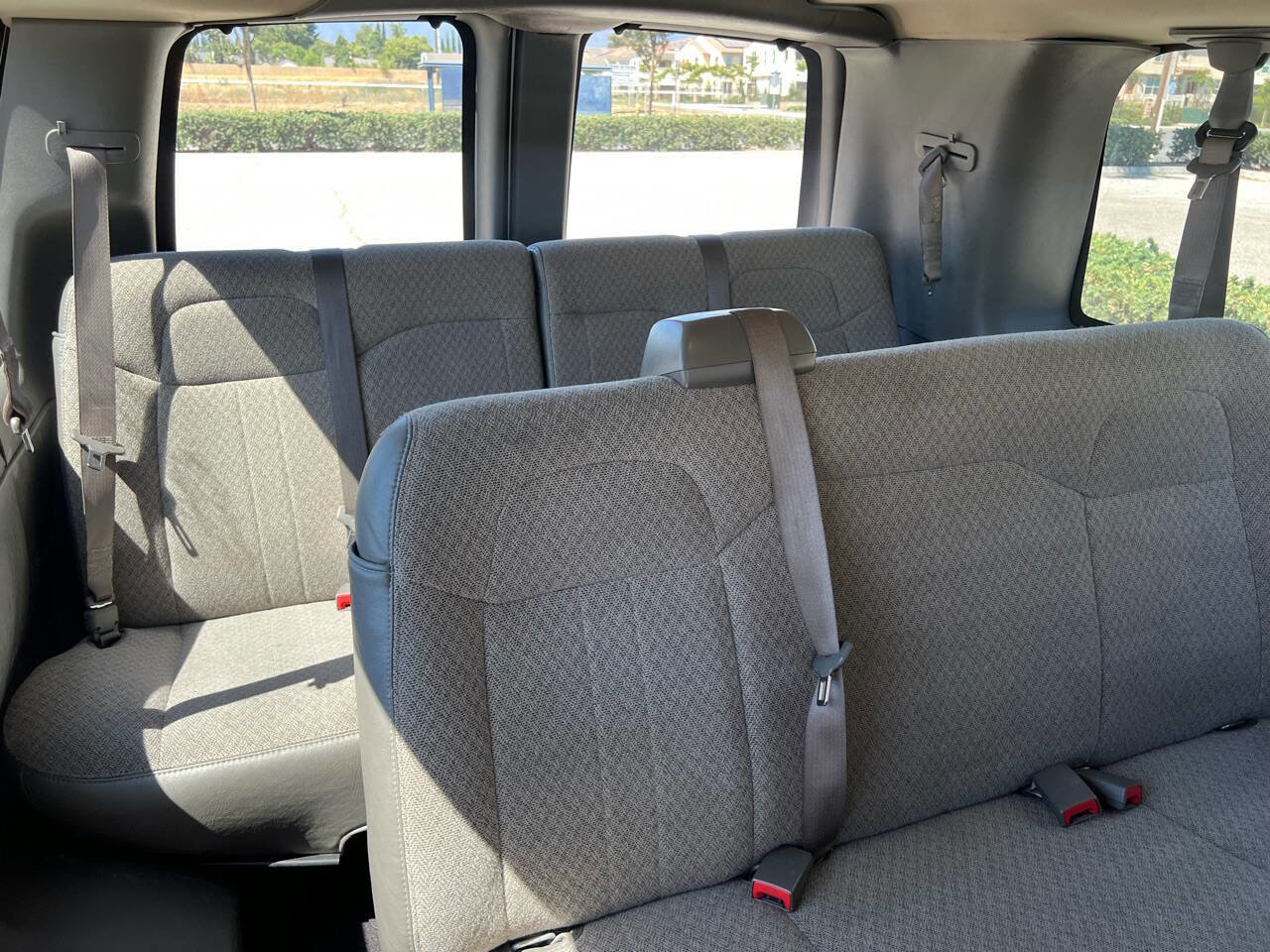 Used 2019 Chevrolet Express 3500 LT w/ LT Preferred Equipment Group image 23