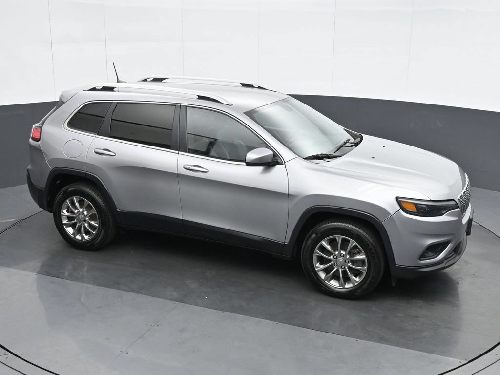 Used 2019 Jeep Cherokee Latitude Plus AWD/4WD image 23
