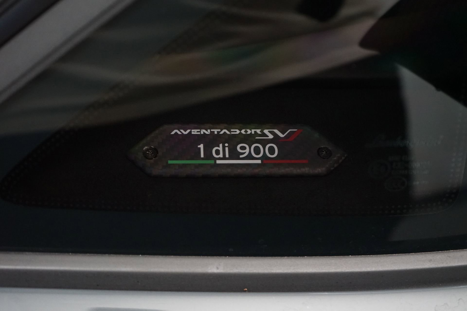 Used 2019 Lamborghini Aventador SVJ AWD/4WD image 22