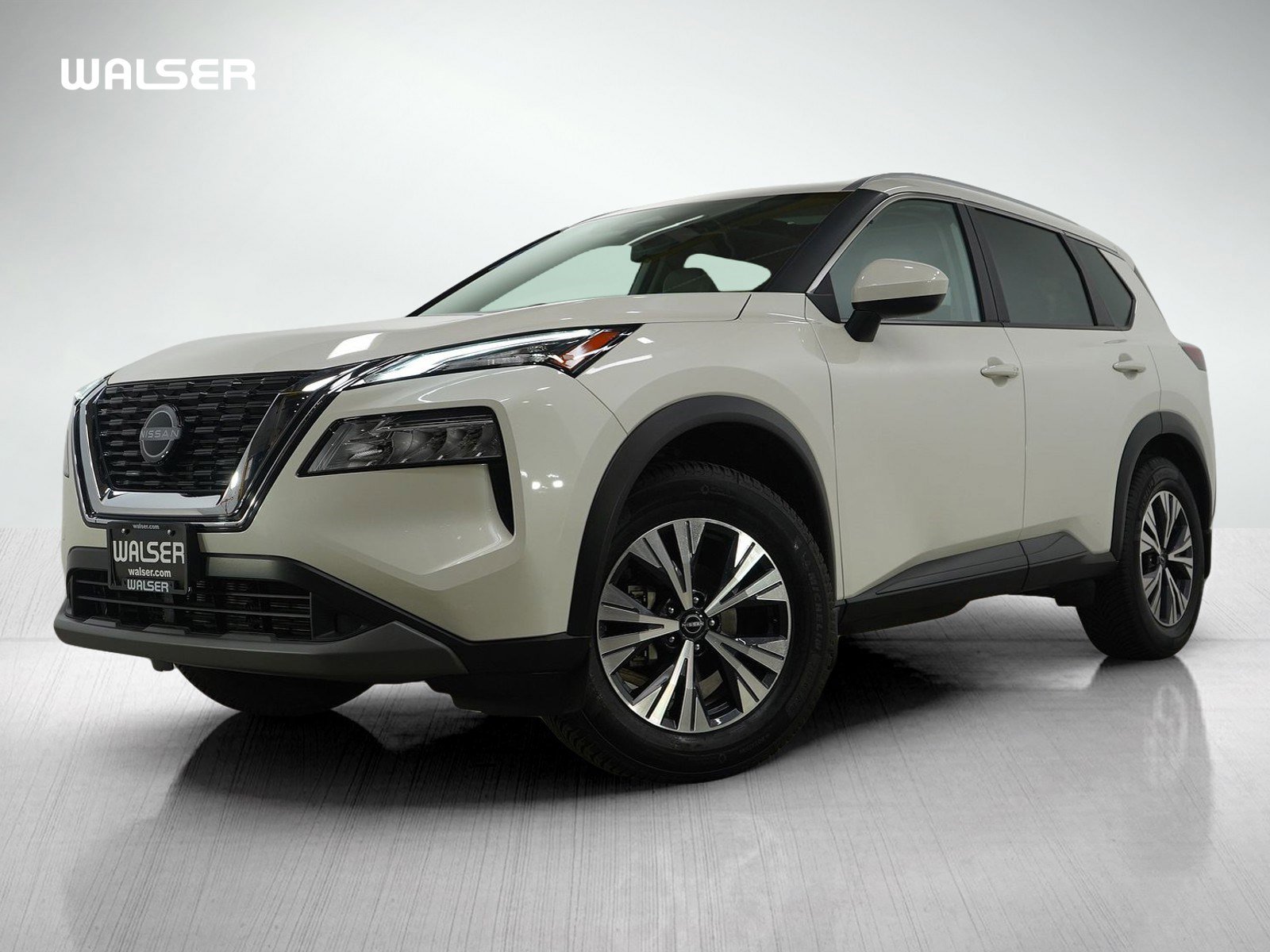 Used 2023 Nissan Rogue SV w/ SV Premium B Package image 1