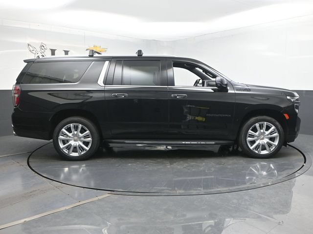 Used 2021 Chevrolet Suburban High Country AWD/4WD image 39