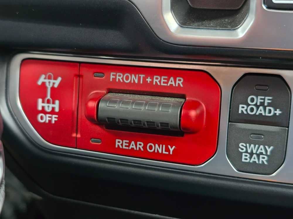 Used 2024 Jeep Wrangler Unlimited Rubicon 4xe image 41