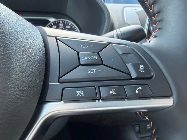 Certified 2025 Nissan Sentra SR FWD image 17