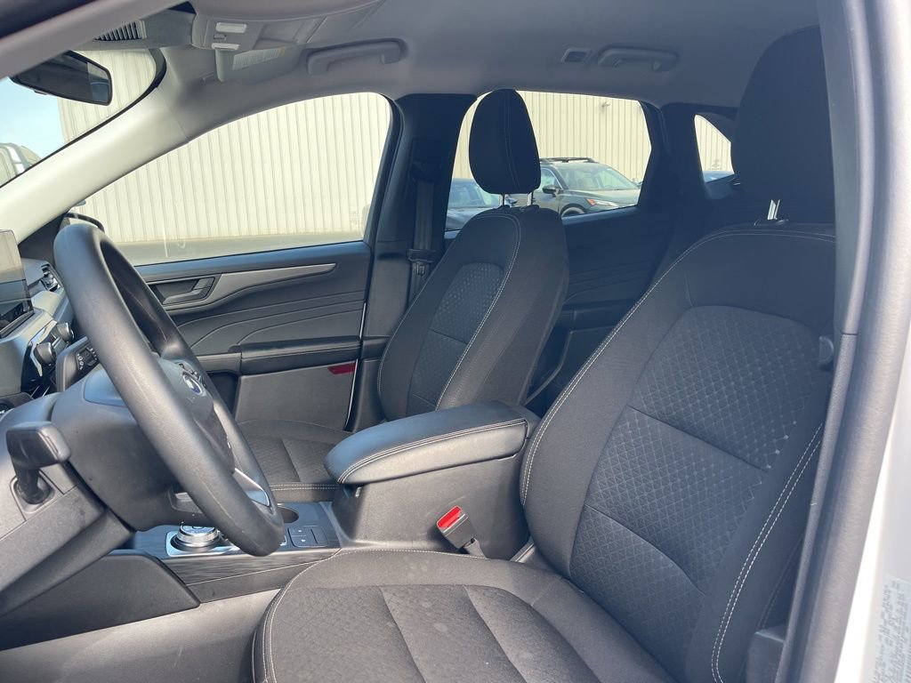 Used 2025 Ford Escape Active image 21