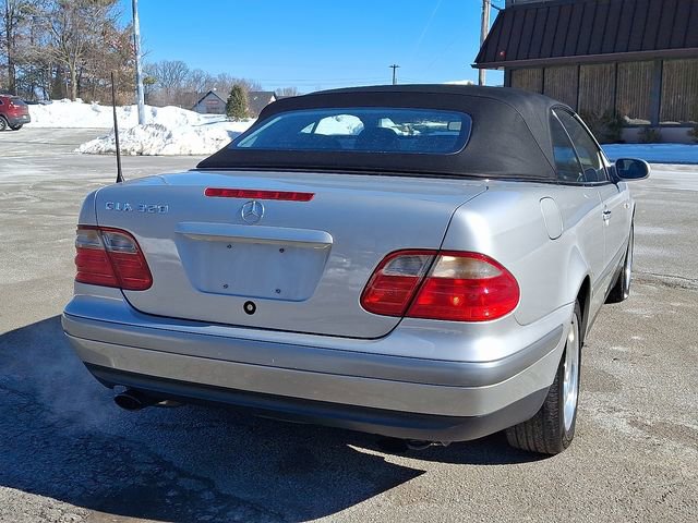 Used 1999 Mercedes-Benz CLK 320 Cabriolet image 10