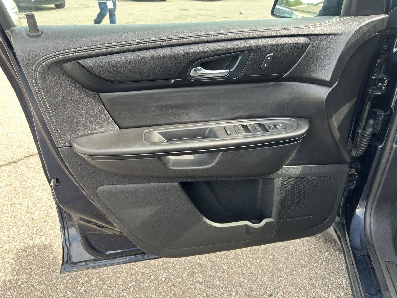 Used 2016 Chevrolet Traverse LT AWD/4WD image 15