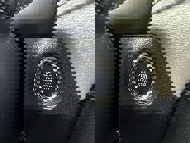 Used 2025 Toyota RAV4 XLE image 24