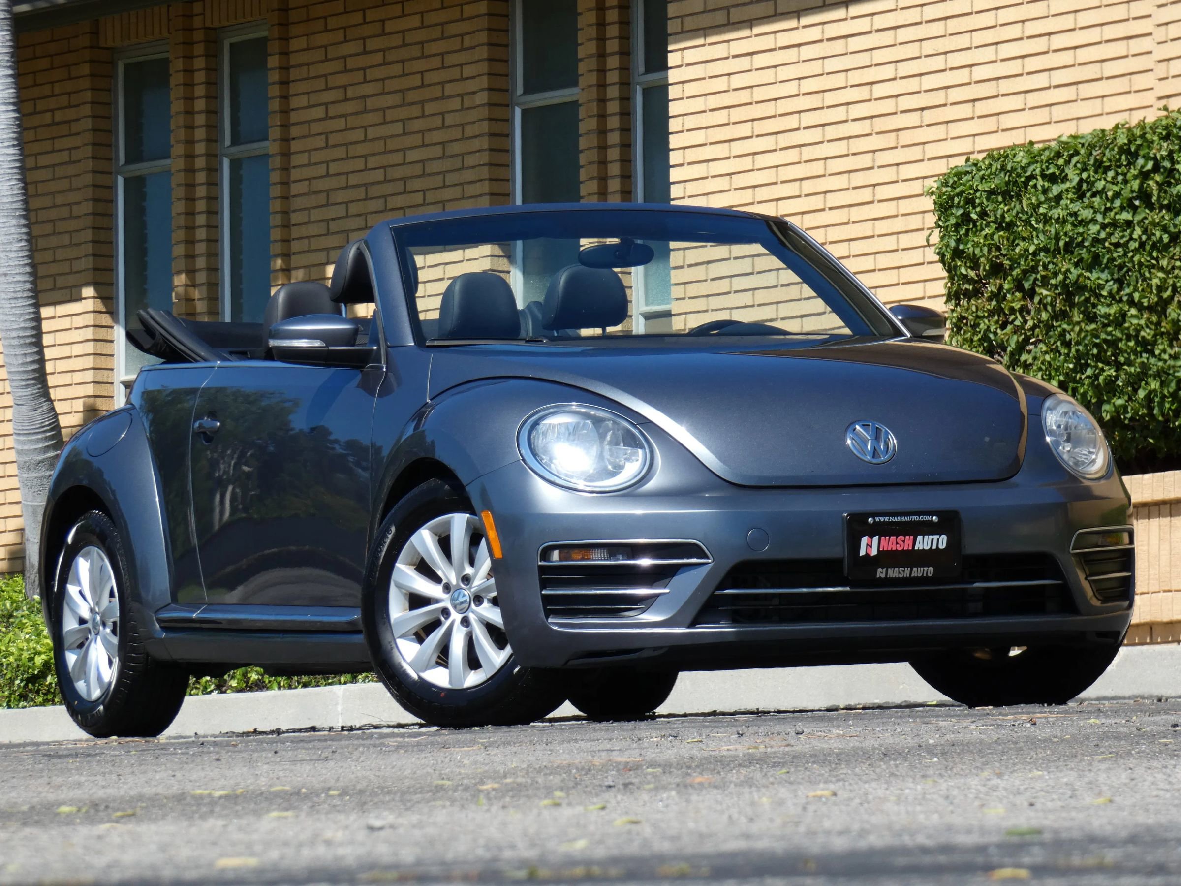 Used 2018 Volkswagen Beetle 2.0T S image 5