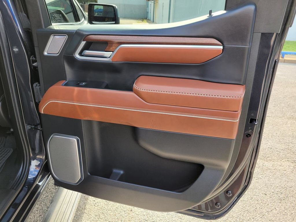 Used 2026 GMC Sierra 1500 Denali Ultimate AWD/4WD image 10