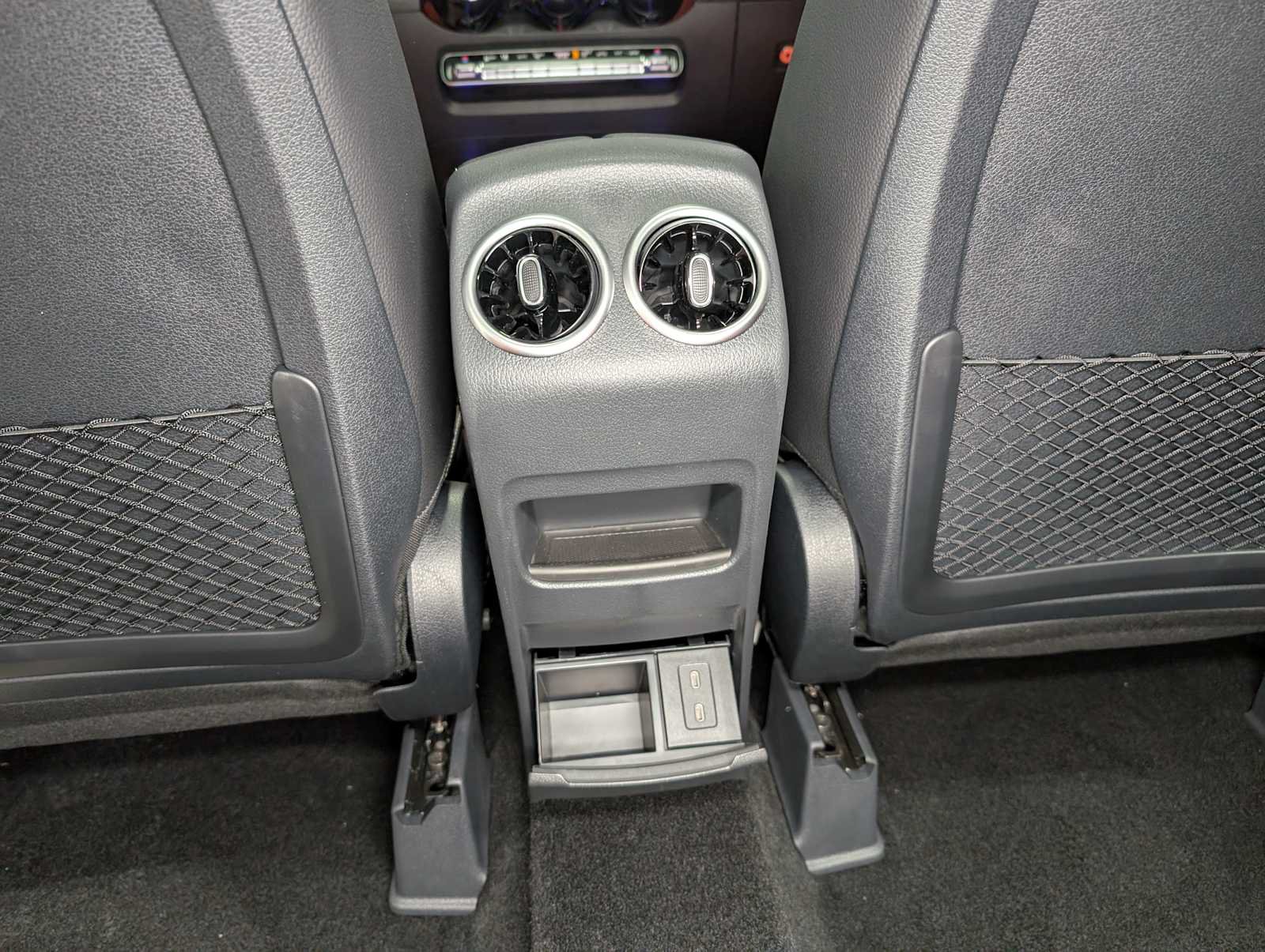 New 2026 Mercedes-Benz GLB 35 AMG 4MATIC image 21