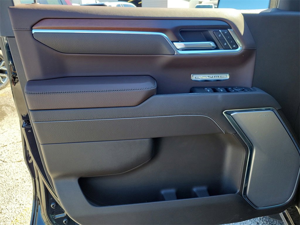 New 2026 GMC Sierra 1500 Denali w/ Denali Reserve Package image 18