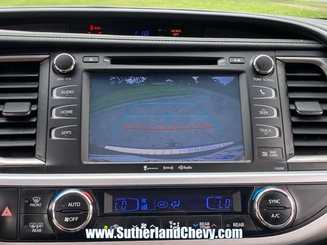 Used 2019 Toyota Highlander SE FWD image 31