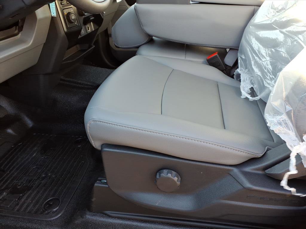 New 2026 Ford F550 4x4 Crew Cab Super Duty image 11