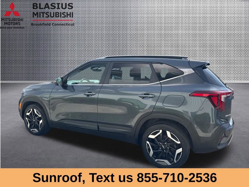 Used 2024 Kia Seltos SX w/ SX Sunroof Package AWD/4WD image 18
