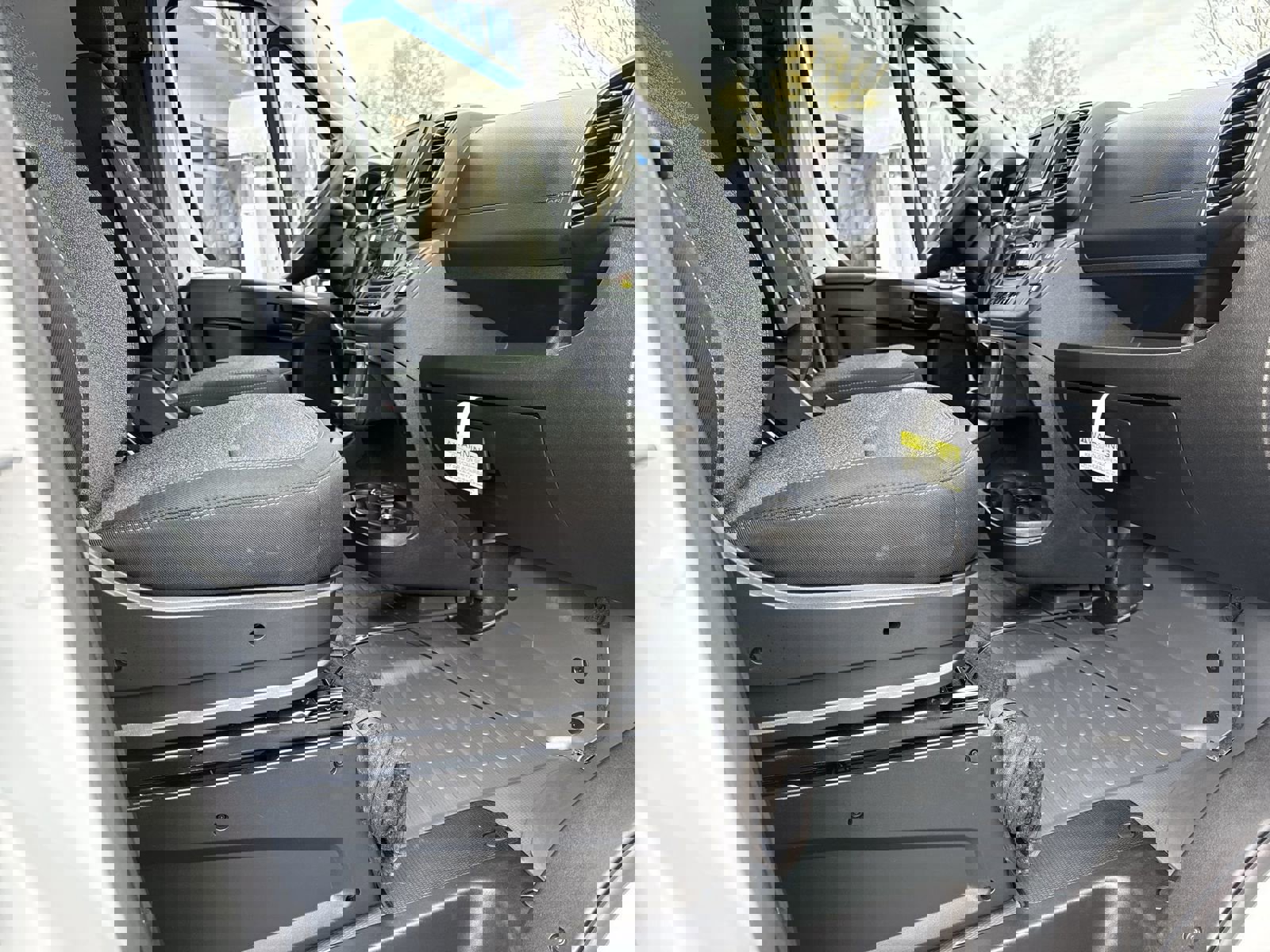 Used 2025 RAM ProMaster 2500 w/ Storage Group image 32