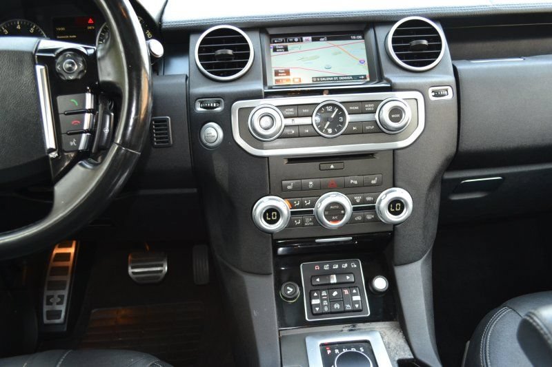 Used 2016 Land Rover LR4 HSE AWD/4WD image 21