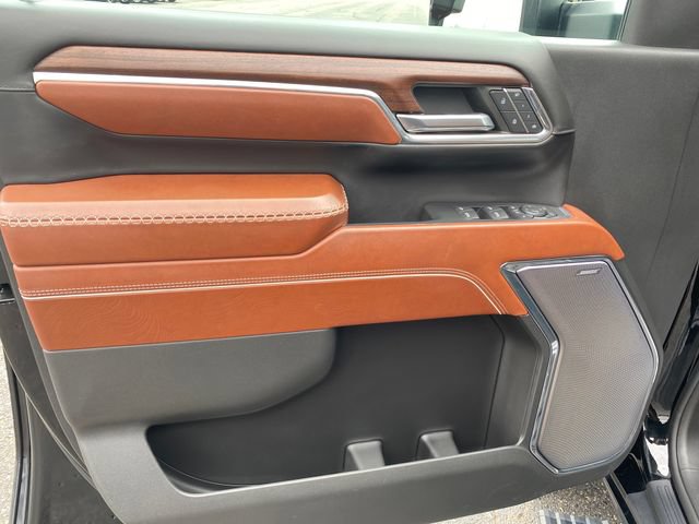 Used 2024 GMC Sierra 3500 Denali Ultimate AWD/4WD image 18