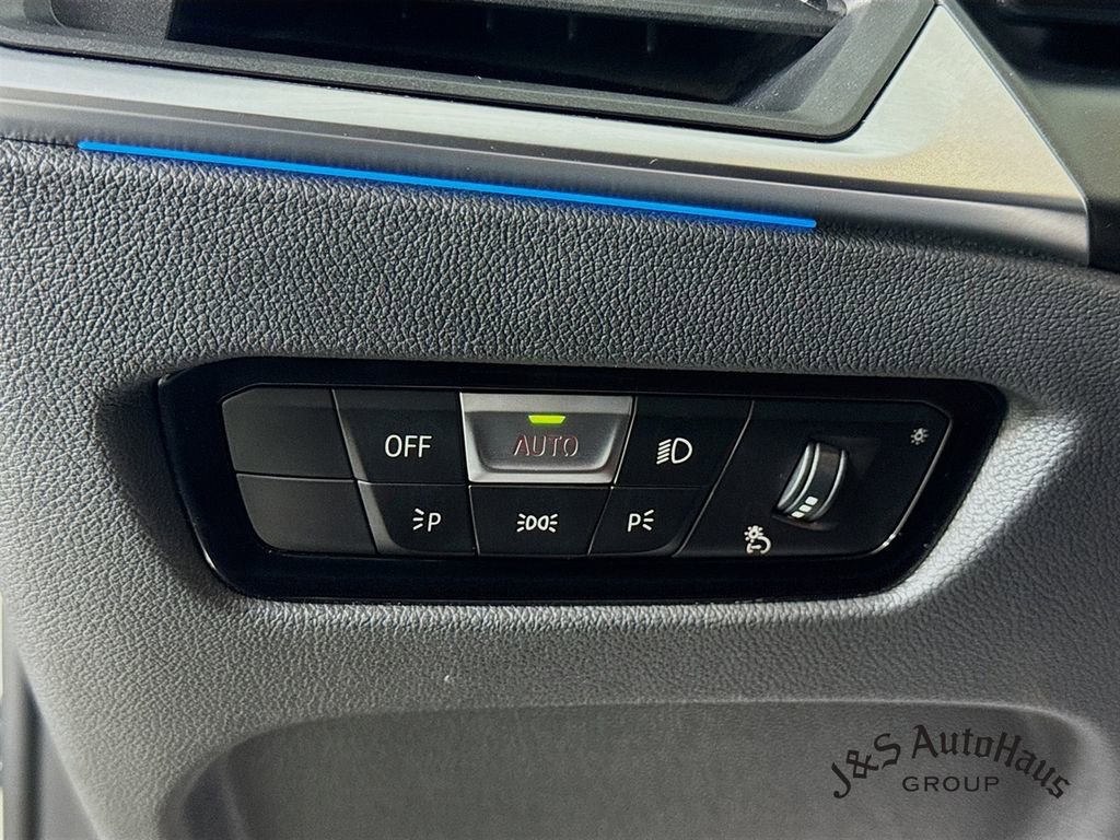 Used 2023 BMW i4 eDrive35 image 10