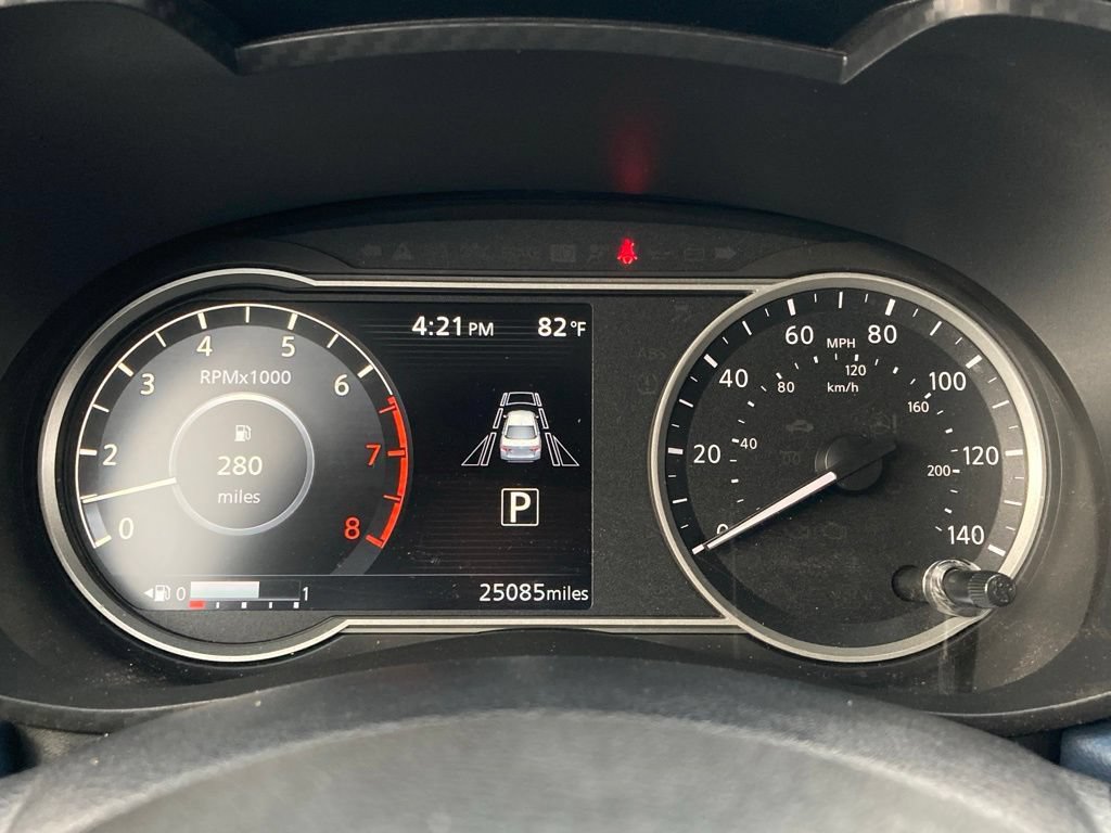 Used 2025 Nissan Versa SV FWD image 13