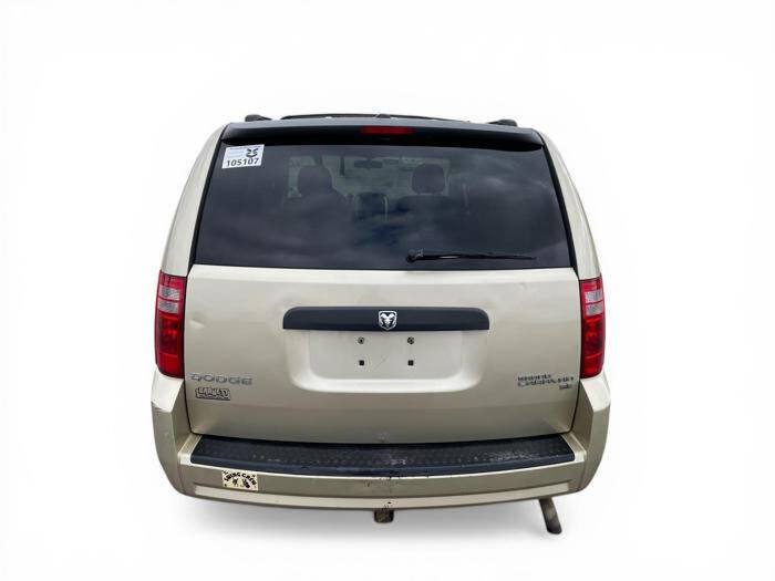 Used 2010 Dodge Grand Caravan Hero image 4