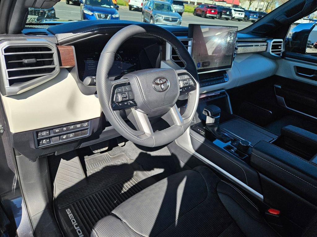 Used 2025 Toyota Sequoia Capstone image 13