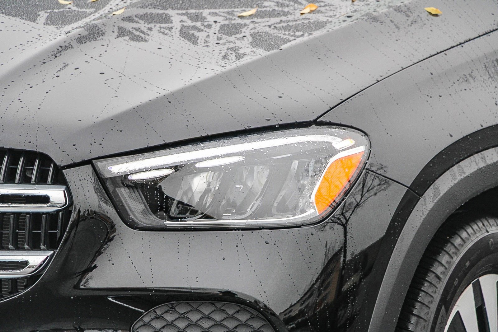 Certified 2025 Mercedes-Benz GLE 350 4MATIC image 8