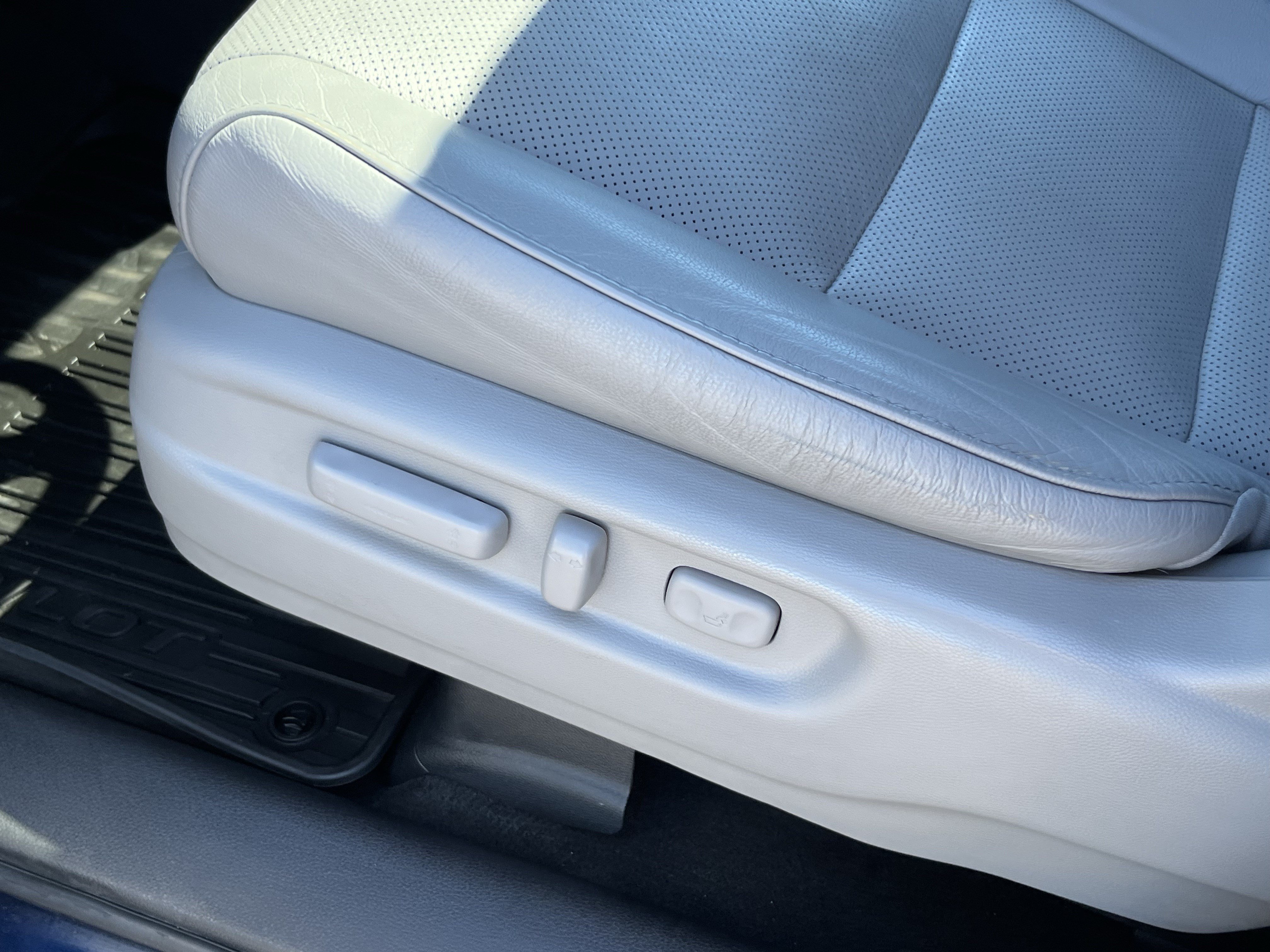 Used 2019 Honda Pilot Elite image 19