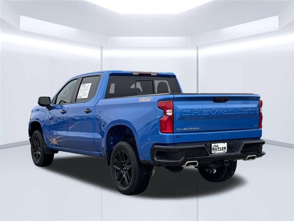 Used 2025 Chevrolet Silverado 1500 LT Trail Boss w/ Convenience Package II AWD/4WD image 5