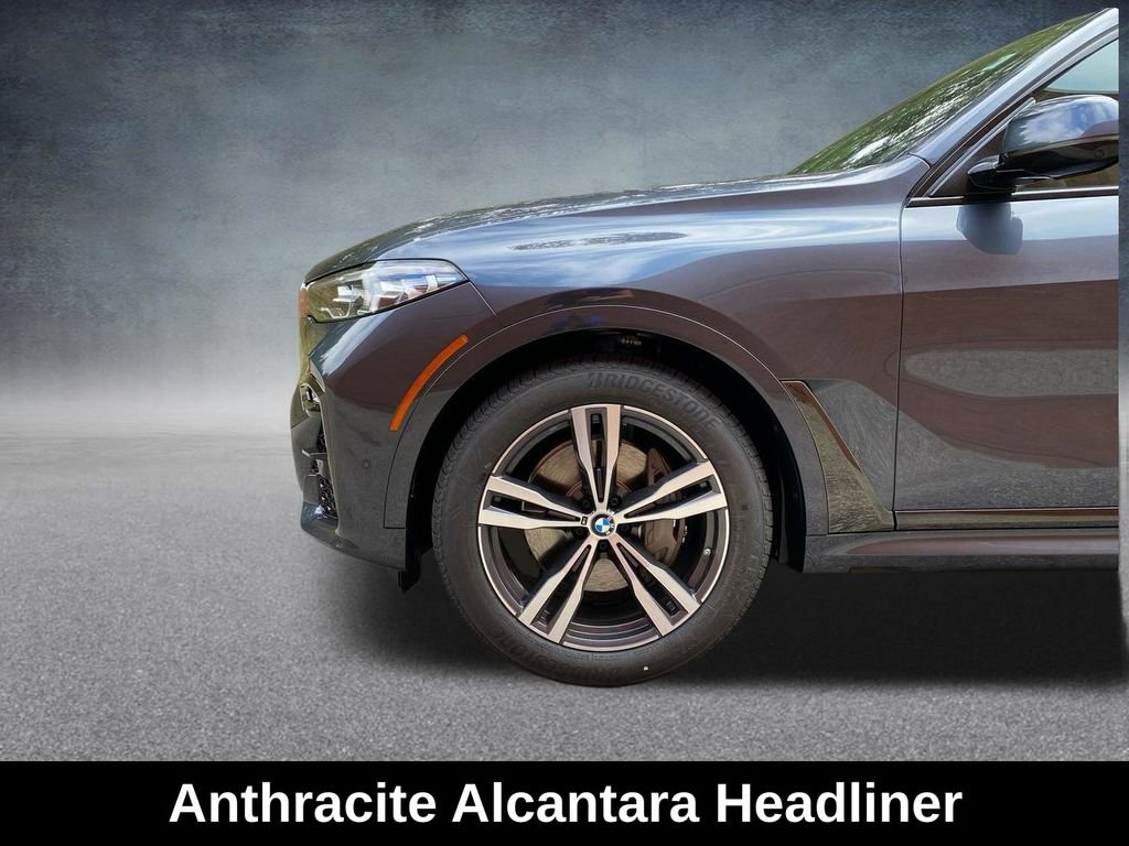Used 2021 BMW X7 xDrive40i w/ M Sport Package AWD/4WD image 34