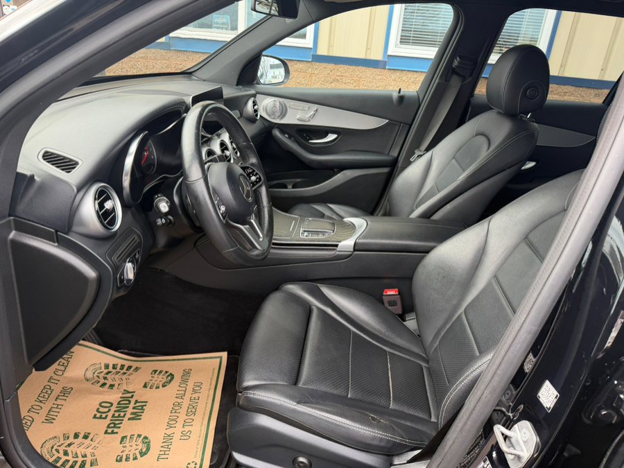 Used 2020 Mercedes-Benz GLC 300 4MATIC image 14