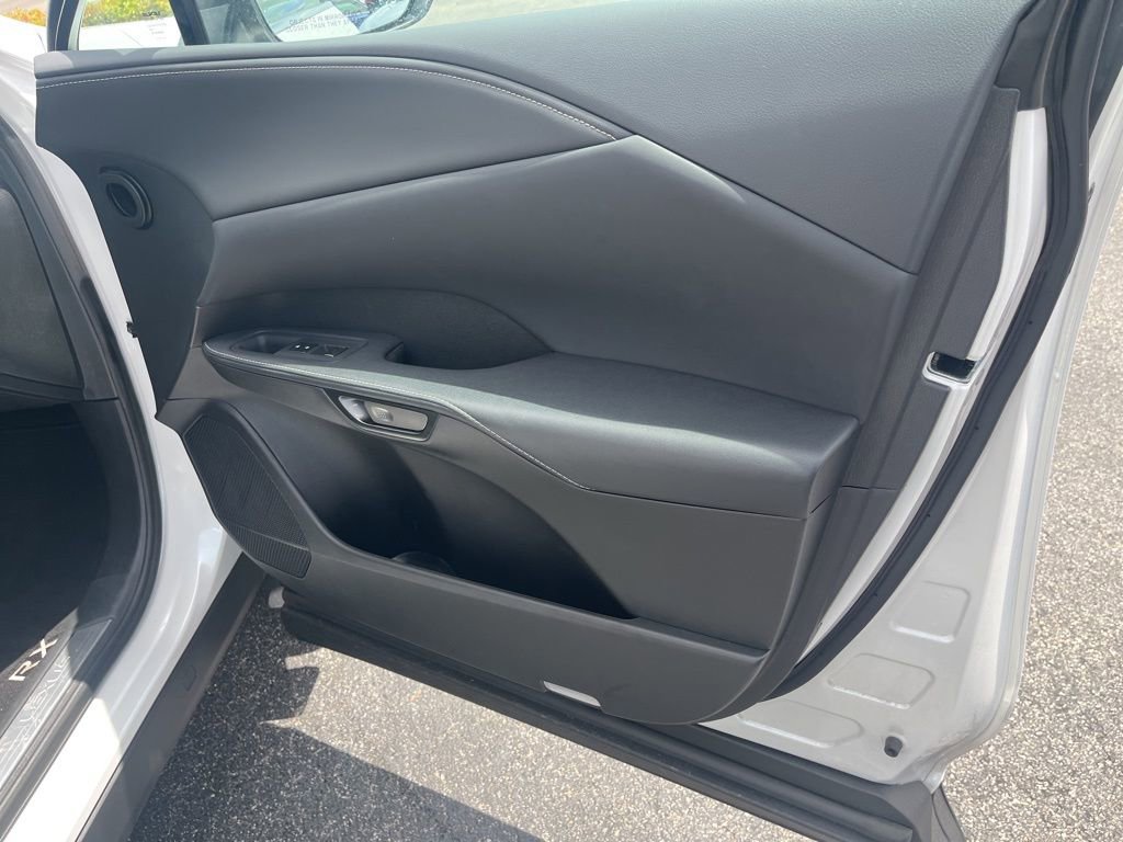 Used 2025 Lexus RX 350 FWD w/ Technology Package image 13