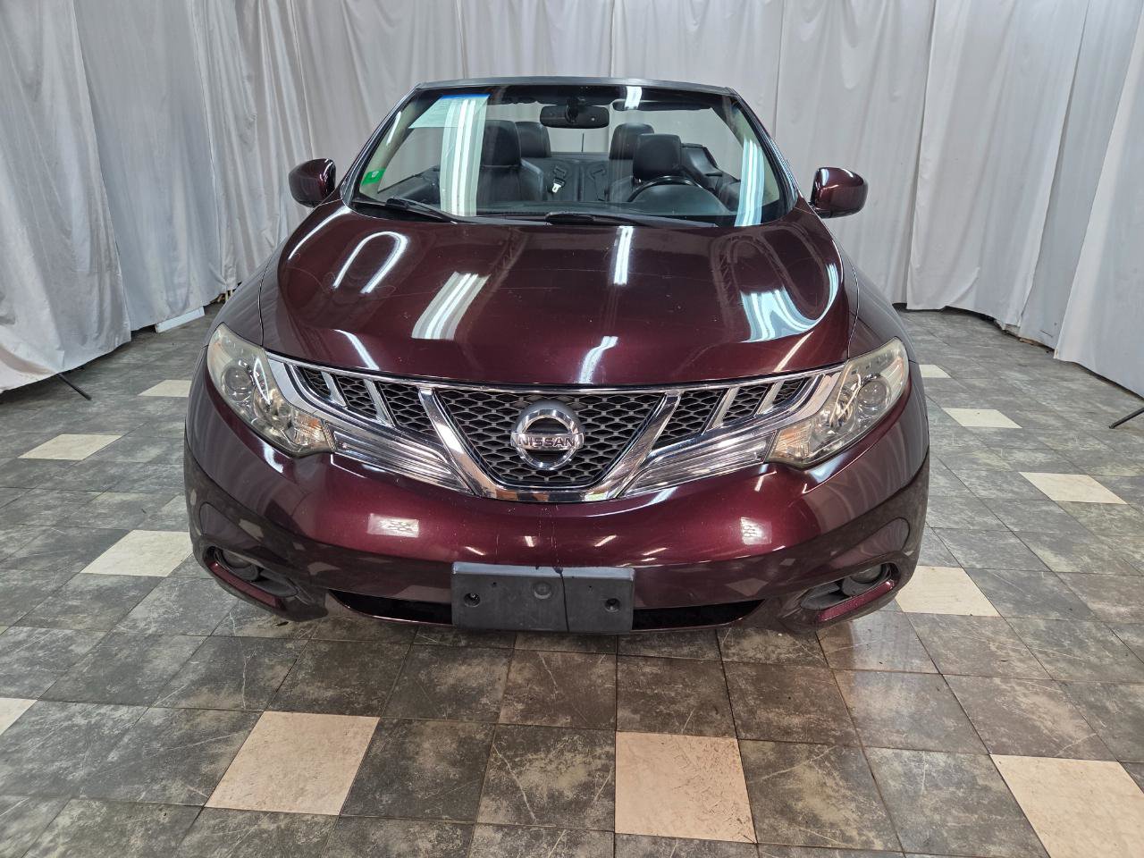 Used 2014 Nissan Murano CrossCabriolet w/ Navigation Package AWD/4WD image 3