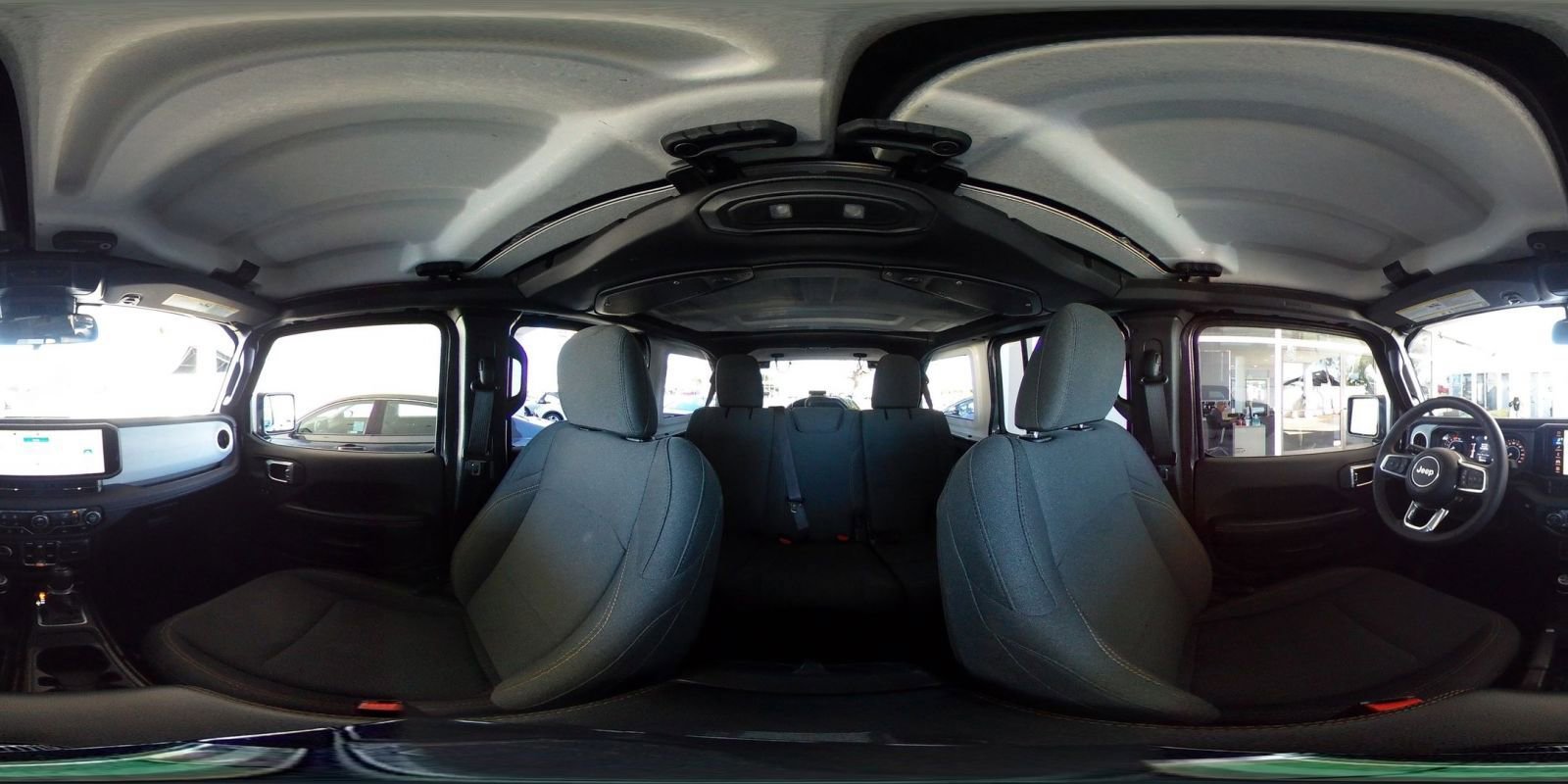 Used 2025 Jeep Wrangler Sahara image 42