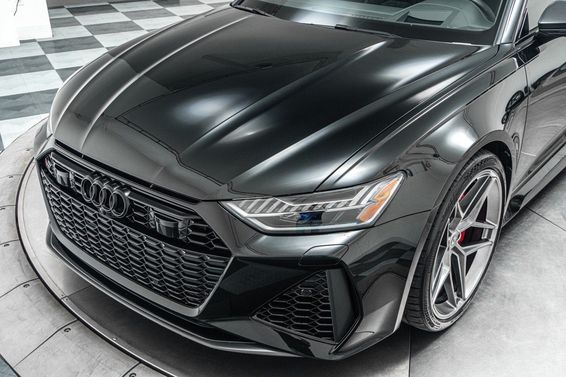 Used 2024 Audi RS 6 performance AWD/4WD image 33