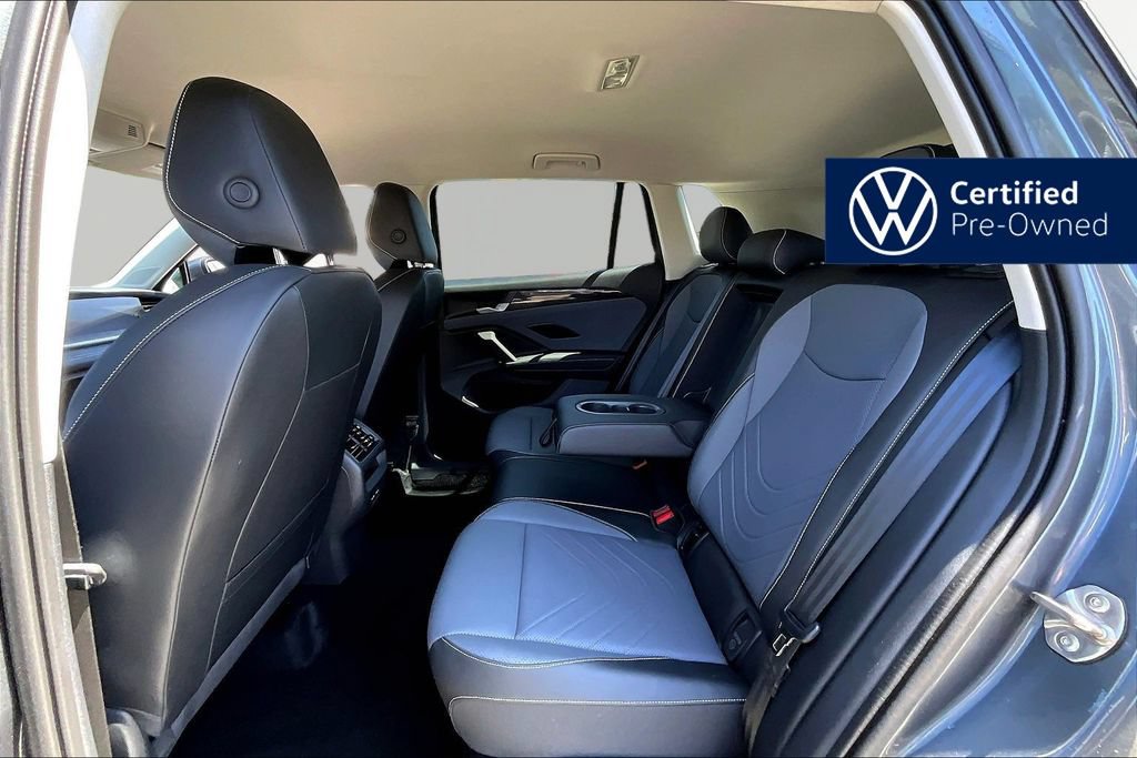 Used 2025 Volkswagen Tiguan SE FWD image 23