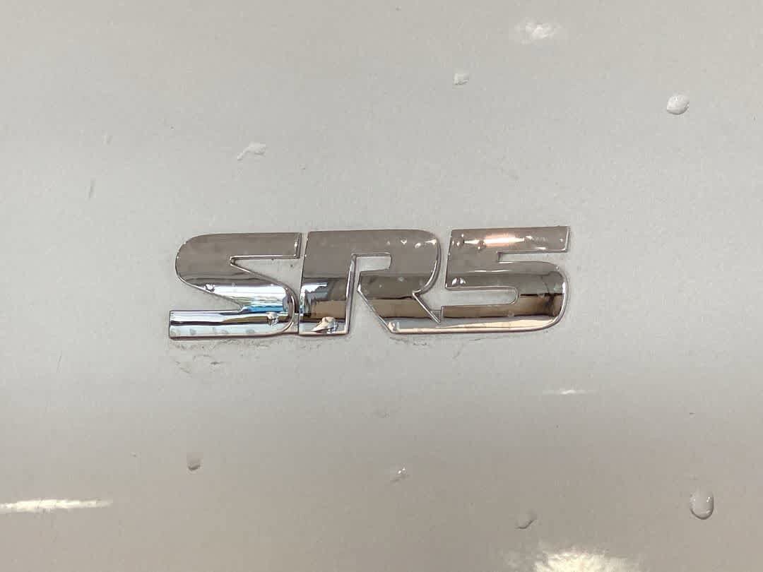Used 2016 Toyota 4Runner SR5 AWD/4WD image 11
