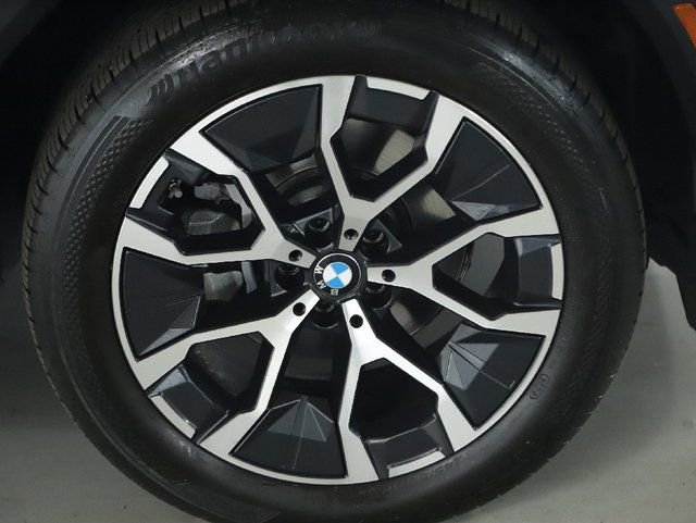 Used 2025 BMW X3 xDrive30i w/ Premium Package AWD/4WD image 12