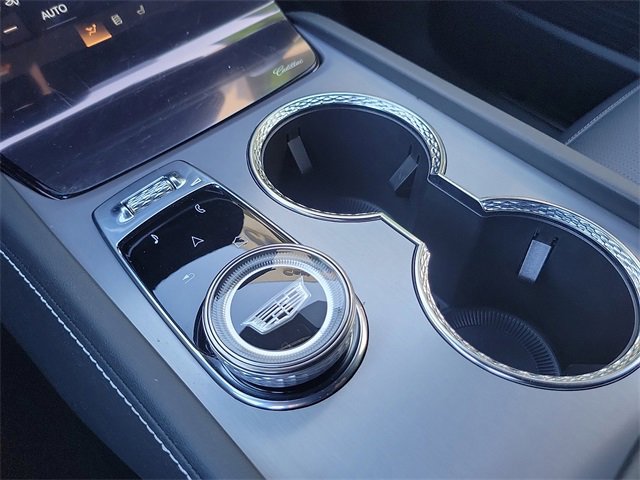 Used 2026 Cadillac Vistiq Luxury image 15