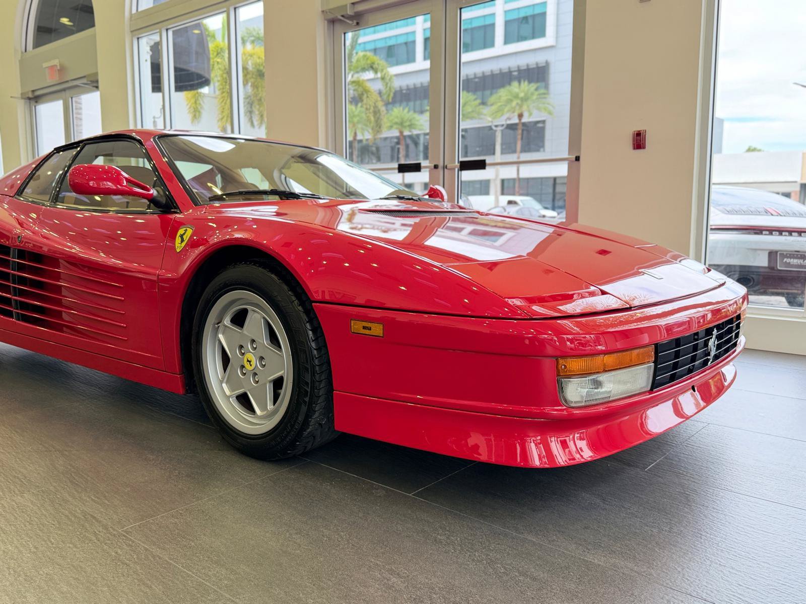 Used 1990 Ferrari Testarossa RWD image 12