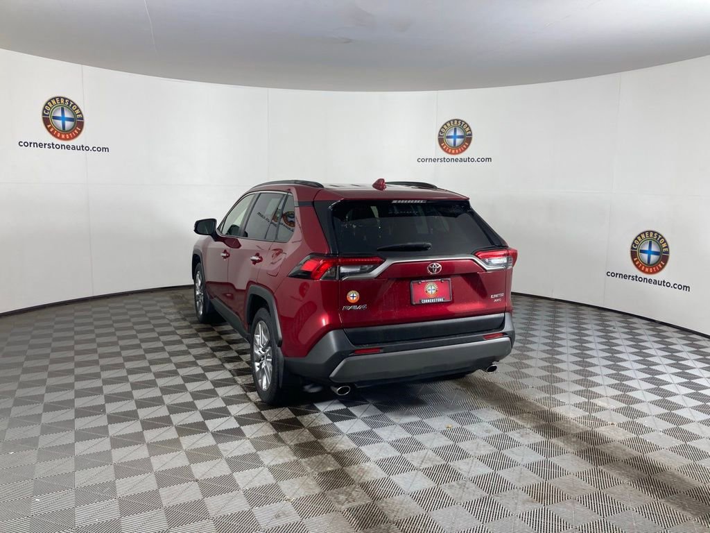 Used 2020 Toyota RAV4 Limited image 20