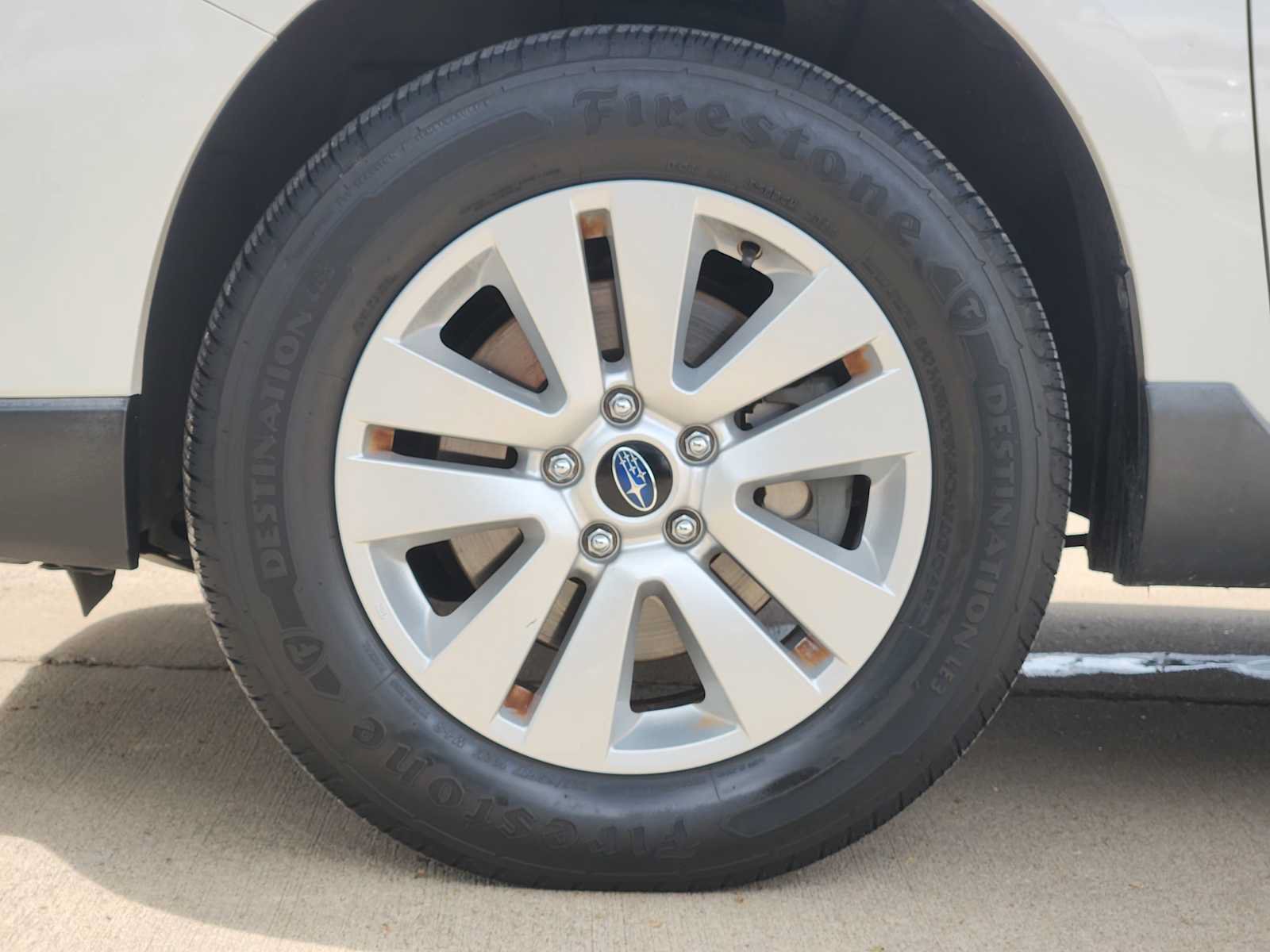 Used 2019 Subaru Outback 2.5i Premium AWD/4WD image 9